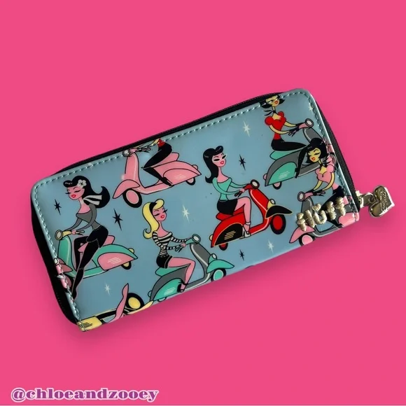 ❗️SOLD❗️fluff Shag inspired Scooter Babes Wallet Retro 60s Mod - Picture 2 of 4